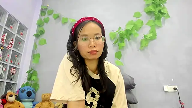 Snapshot of loveley_jenny chatting on 07-04-26, 03:13 loveley jenny online show from 07-04-26, 03:13