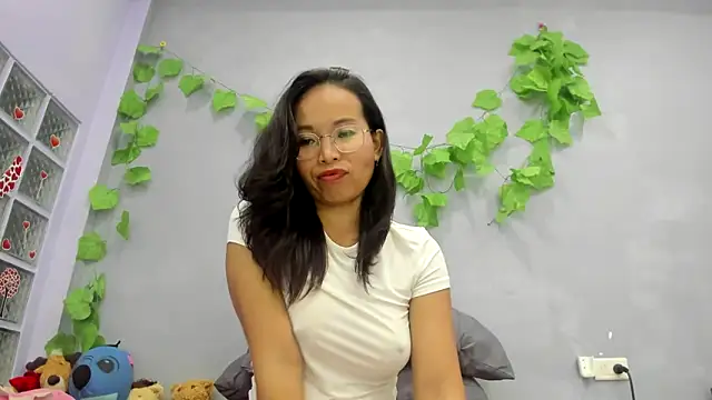 Snapshot of loveley_jenny chatting on 06-09-26, 04:13 loveley jenny online show from 06-09-26, 04:13