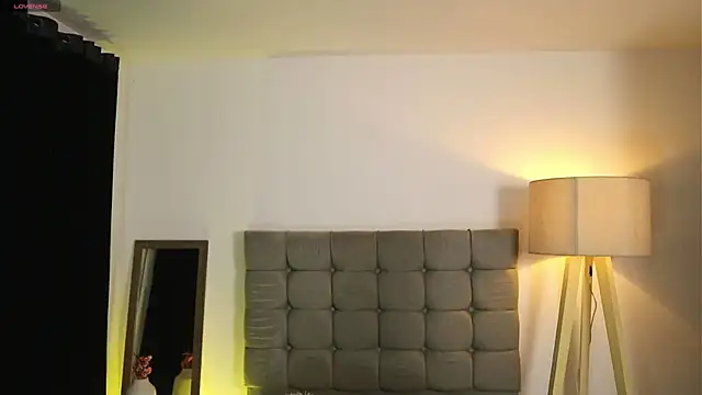 Valeriestyle online show from 03-18-25, 04:51