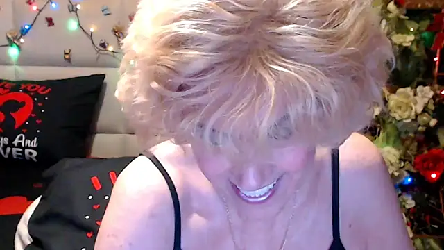 HappyWomanOn online show from 06-13-26, 09:18