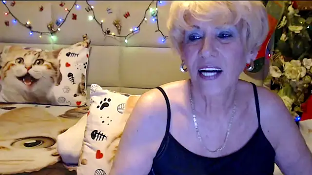 HappyWomanOn online show from 12-16-25, 09:57