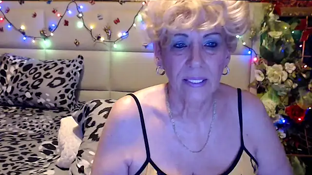 HappyWomanOn online show from 11-12-25, 07:23