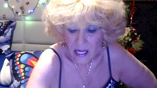 HappyWomanOn online show from 05-11-26, 06:16