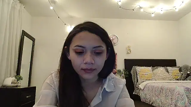 Snapshot of Pinkye_skarlet chatting on 02-14-25, 05:30 Pinkye skarlet online show from 02-14-25, 05:30