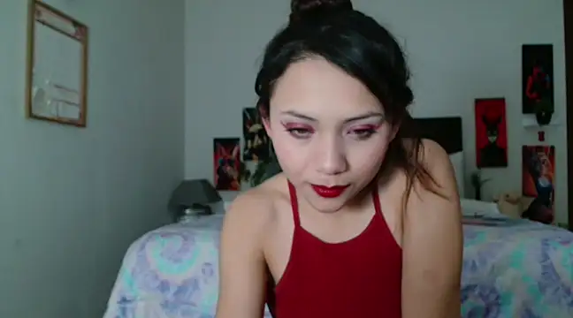Snapshot of Pinkye_skarlet chatting on 02-07-25, 05:20 Pinkye skarlet online show from 02-07-25, 05:20