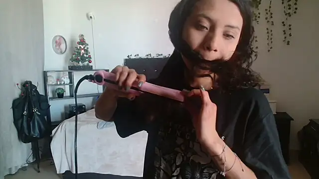 Pinkye skarlet online show from 12-02-25, 05:58