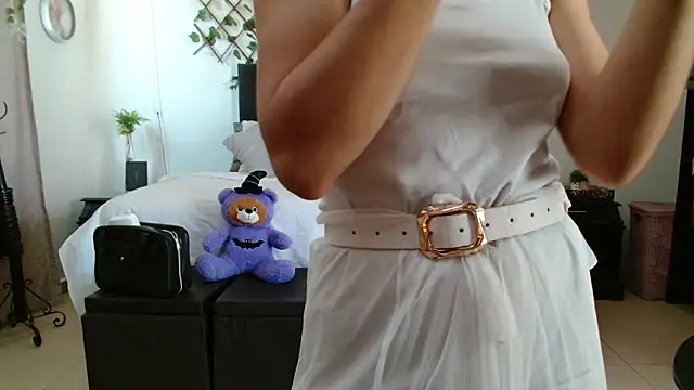 Pinkye skarlet online show from 04-16-26, 05:47