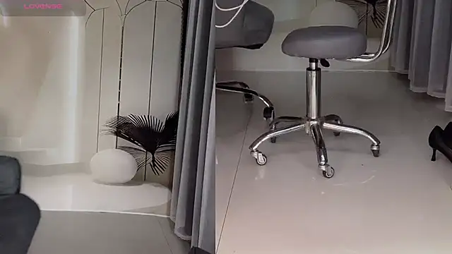 stripchat-yaoyao online show from 03-27-26, 12:30