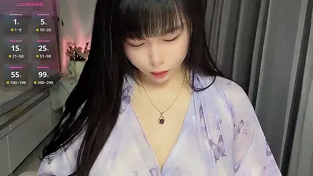 stripchat-yaoyao online show from 02-08-26, 12:19