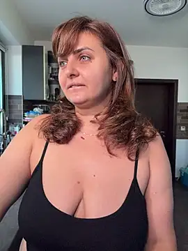AnneKane online show from 06-14-26, 05:08