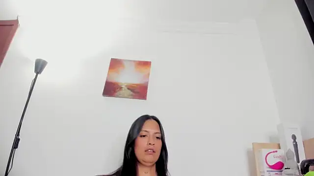 nia  white online show from 04-07-26, 01:18