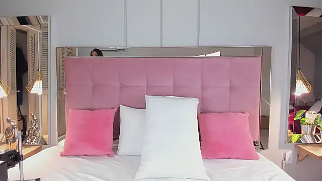 Ahincale online show from 01-15-26, 07:39