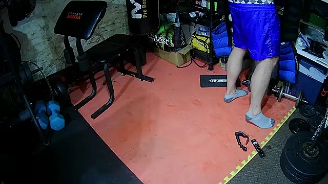 rob2810 online show from 04-07-26, 07:37