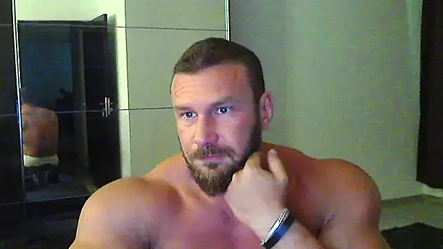 muscularkevin online show from 06-01-26, 04:06