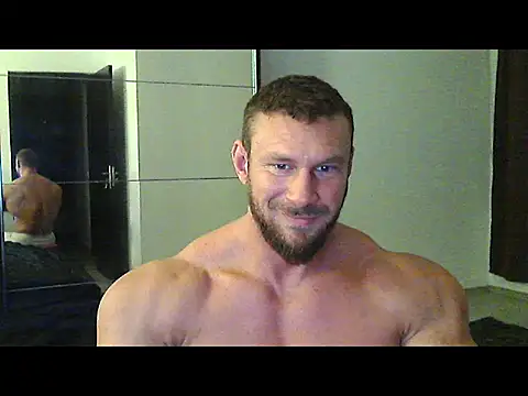 Snapshot of muscularkevin chatting on 10-06-25, 03:51 muscularkevin online show from 10-06-25, 03:51