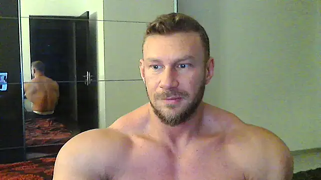 Snapshot of muscularkevin chatting on 12-16-24, 04:34 muscularkevin online show from 12-16-24, 04:34