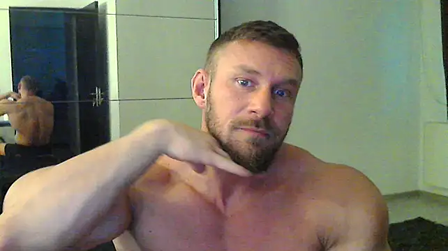 Snapshot of muscularkevin chatting on 02-17-25, 03:11 muscularkevin online show from 02-17-25, 03:11