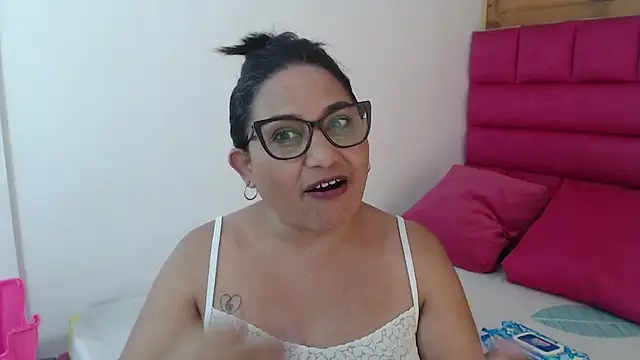 Katha Marck online show from 05-08-26, 08:23