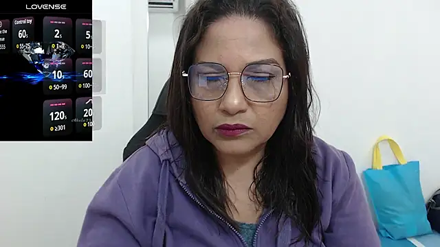 Snapshot of Katha_Marck chatting on 10-09-25, 12:38 Katha Marck online show from 10-09-25, 12:38