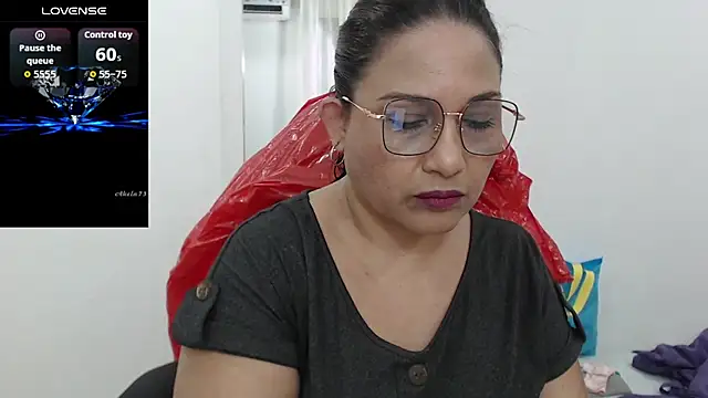 Snapshot of Katha_Marck chatting on 10-14-25, 12:39 Katha Marck online show from 10-14-25, 12:39