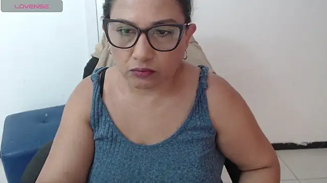 Katha Marck online show from 04-15-26, 01:04