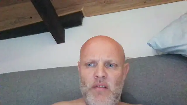 davigochi77bcn online show from 11-26-25, 11:27