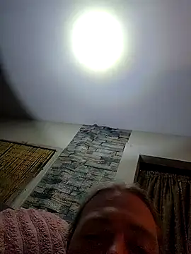 Hotredheadandtoungelasher online show from 11-06-25, 03:21