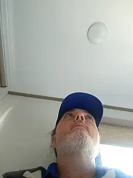 Hotredheadandtoungelasher online show from 10-30-25, 06:49