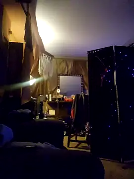 Hotredheadandtoungelasher online show from 10-20-25, 05:09