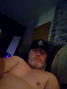 Hotredheadandtoungelasher online show from 10-29-25, 12:15