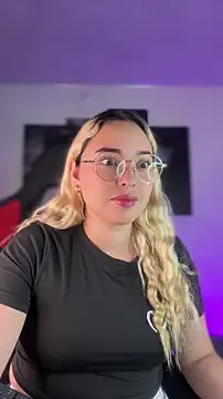 Irisweet  online show from 10-26-25, 04:29