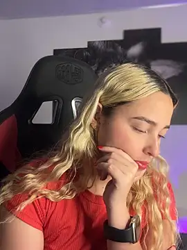 Irisweet  online show from 09-17-25, 10:23