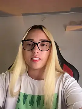 Irisweet  online show from 03-17-25, 11:35