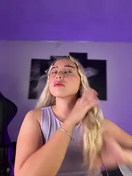 Irisweet  online show from 11-27-25, 10:43