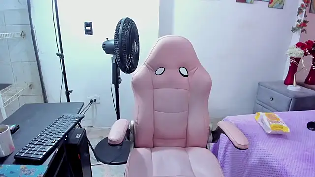 mature sexi40 online show from 02-05-26, 02:57