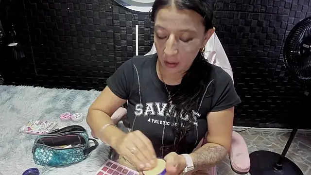 mature sexi40 online show from 01-17-26, 12:09