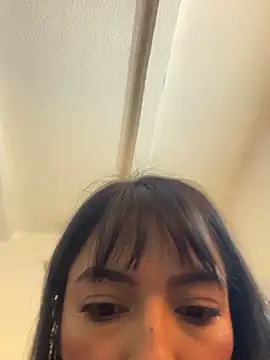 SaraVergara online show from 03-21-25, 07:13