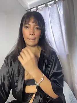 SaraVergara online show from 09-22-25, 04:57