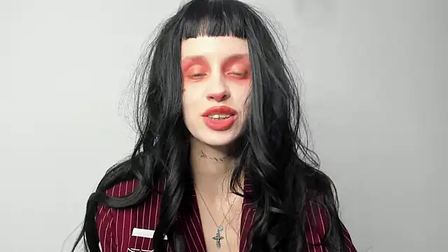 Snapshot of FlowerOfSin2001 chatting on 03-14-25, 05:35 FlowerOfSin2001 online show from 03-14-25, 05:35