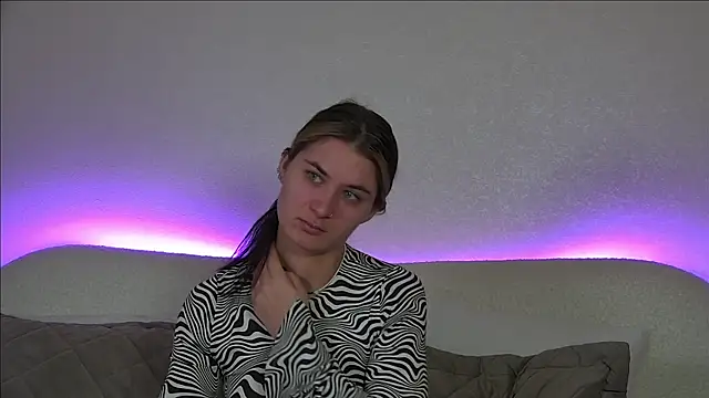 RachelSimpson online show from 03-12-25, 06:32