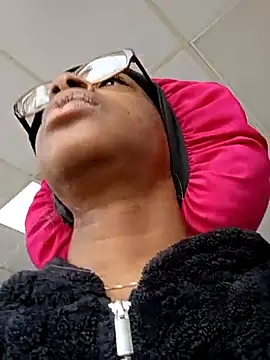 Jasmine FullsShine online show from 04-19-26, 01:34