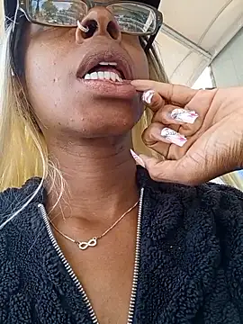 Jasmine FullsShine online show from 04-11-26, 10:02