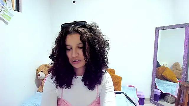 Cositarica  online show from 10-05-25, 04:09