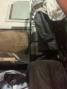 raphadoors19 online show from 02-11-26, 05:07