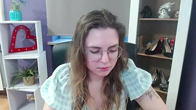 Zoey Erotic online show from 03-17-25, 06:18