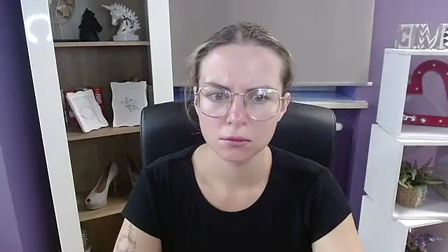 Zoey Erotic online show from 09-23-25, 04:41