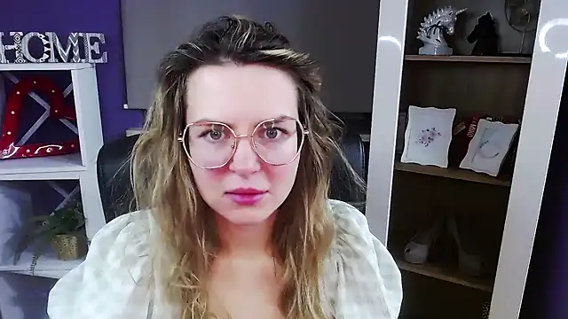 Zoey Erotic online show from 01-07-26, 05:34