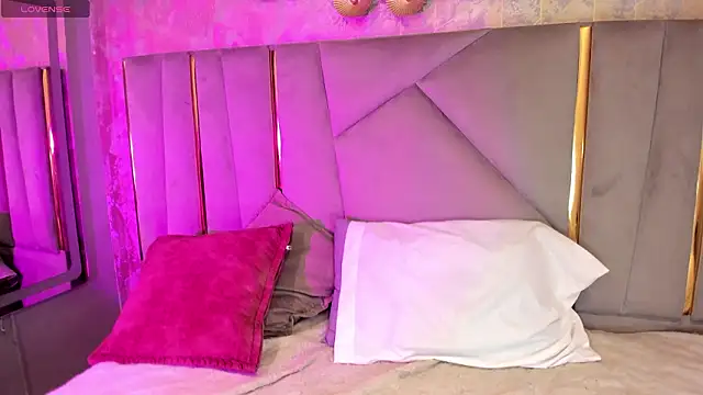 Sariitaa  online show from 02-07-26, 02:03