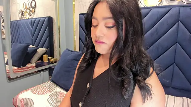 Sariitaa  online show from 11-29-25, 03:34