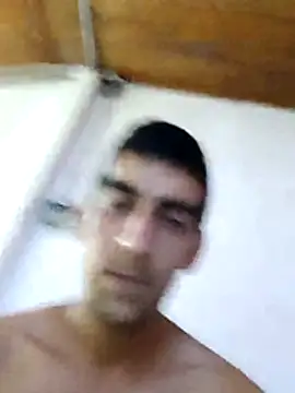 Snapshot of Elverguditojaja chatting on 02-24-26, 05:03 Elverguditojaja online show from 02-24-26, 05:03